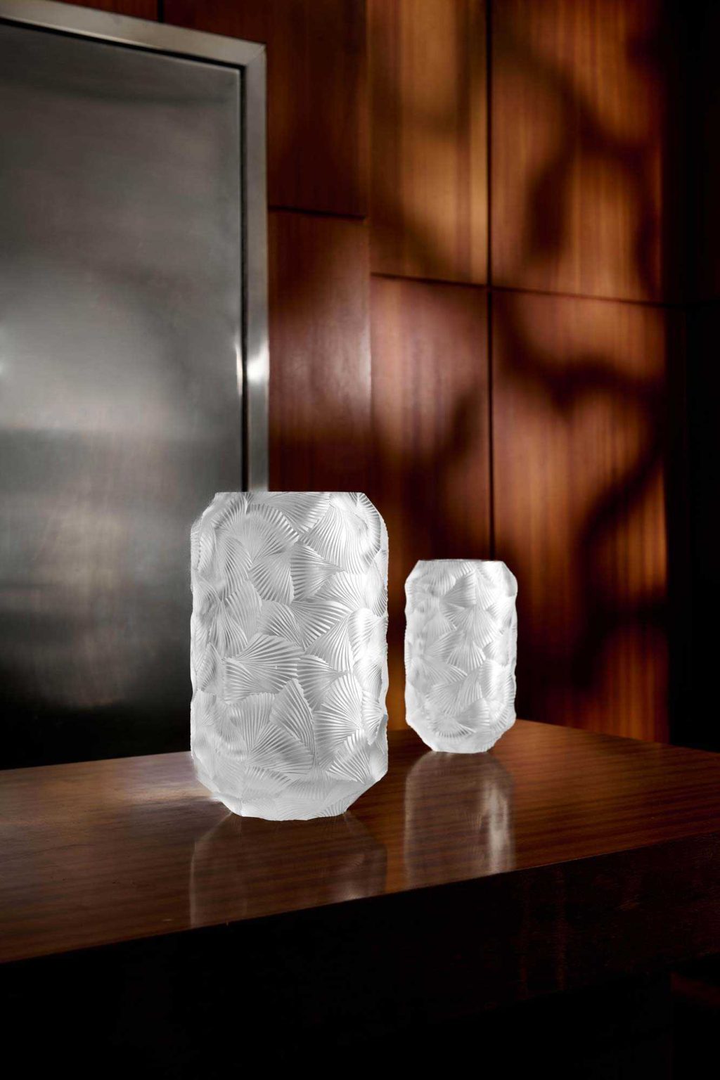 CGD25 Ruckl S Metropolis vaza Monumenta Vojtech Tesarek